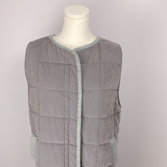 T H Company Unisex Quilted Long Vest with Knit Back - Picture 3 of 11